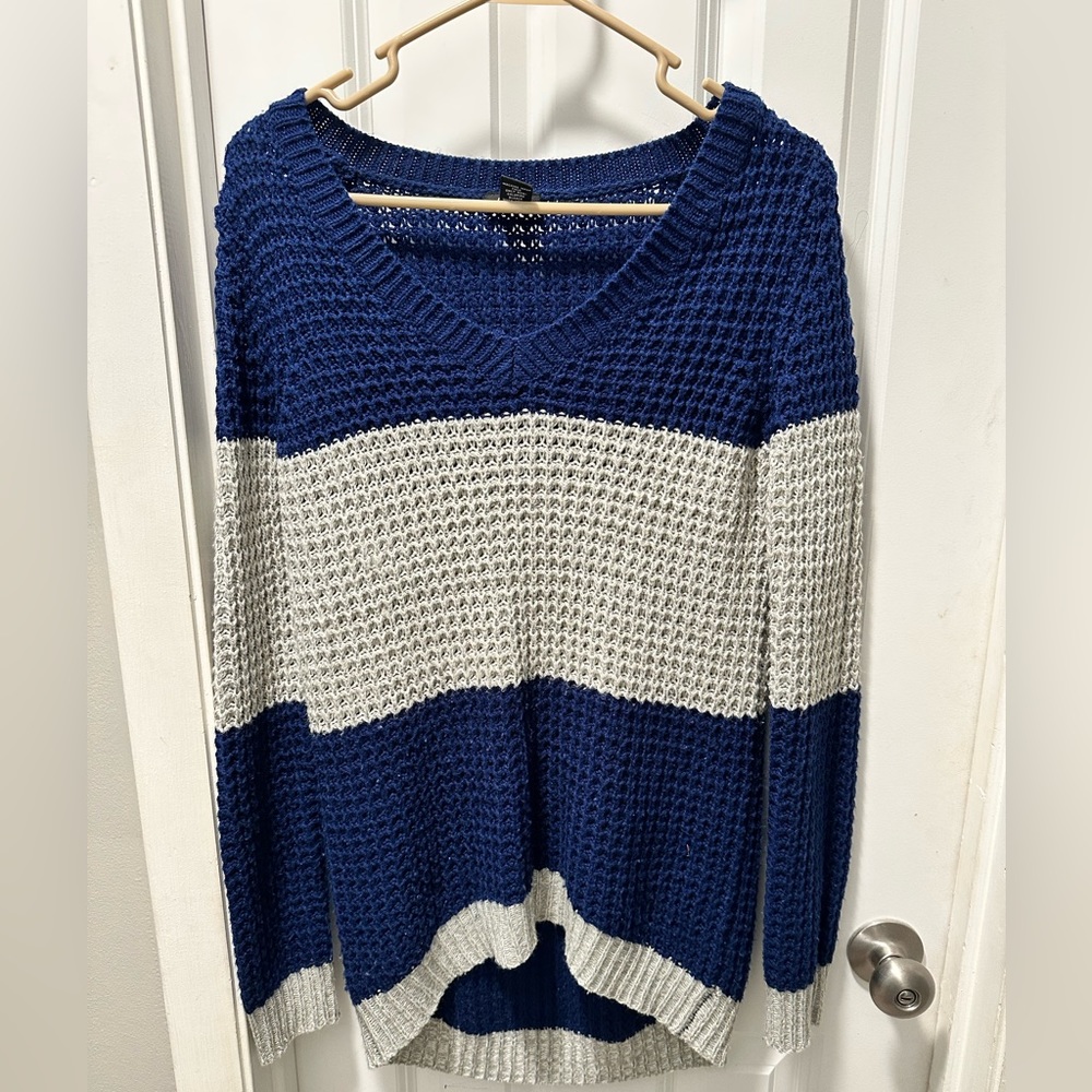 Rue 21 sweater